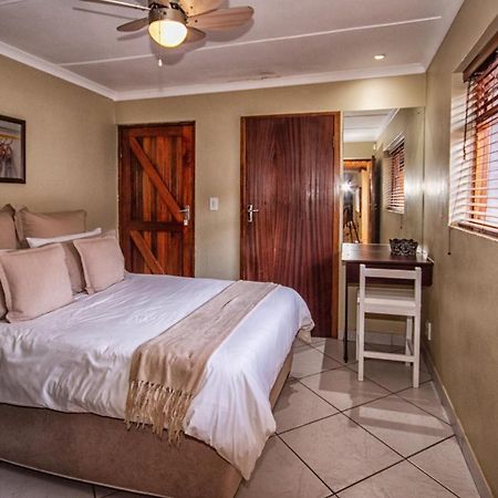 Ohannas Bnb & Self Catering Plettenberg Bay Ngoại thất bức ảnh