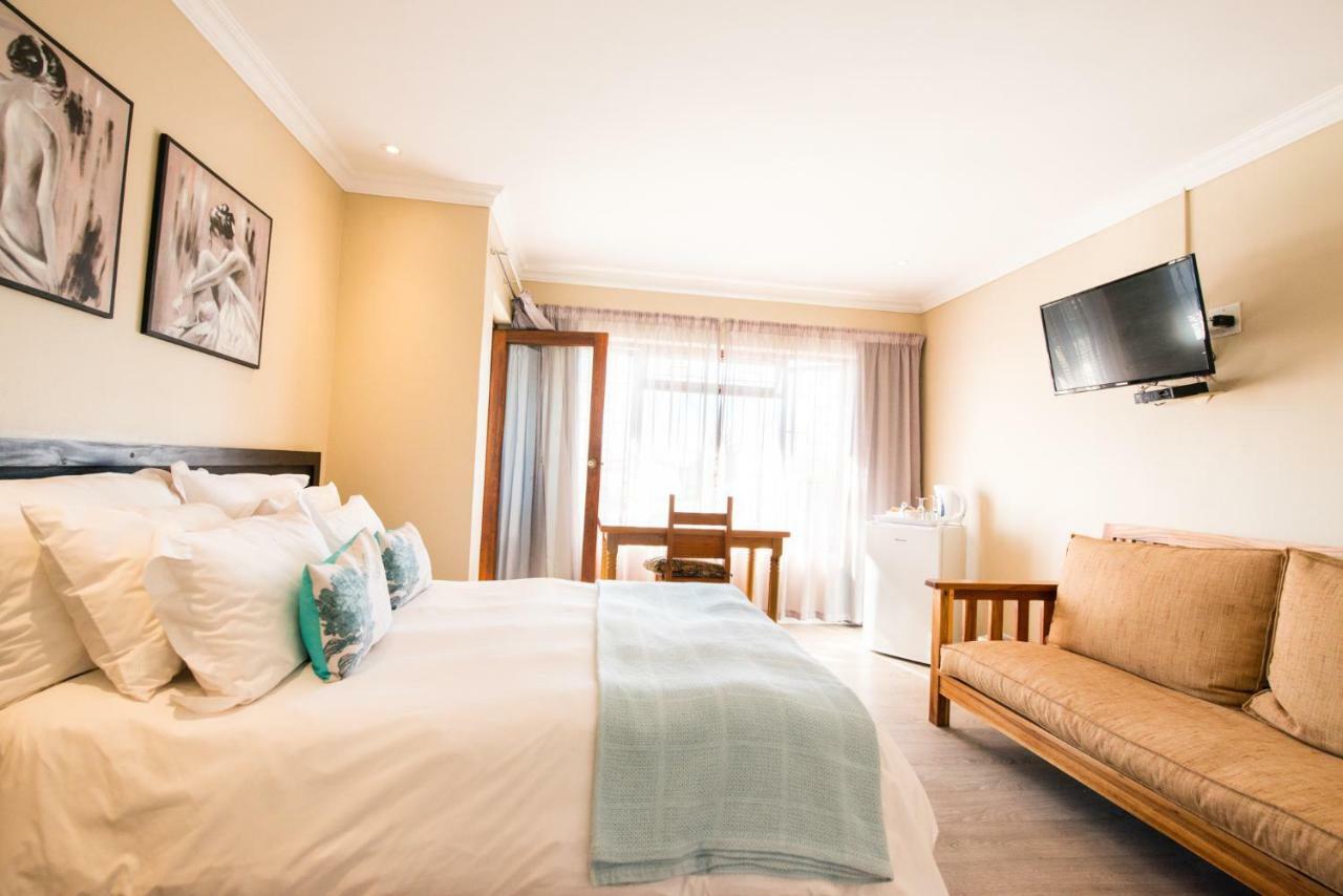 Ohannas Bnb & Self Catering Plettenberg Bay Ngoại thất bức ảnh